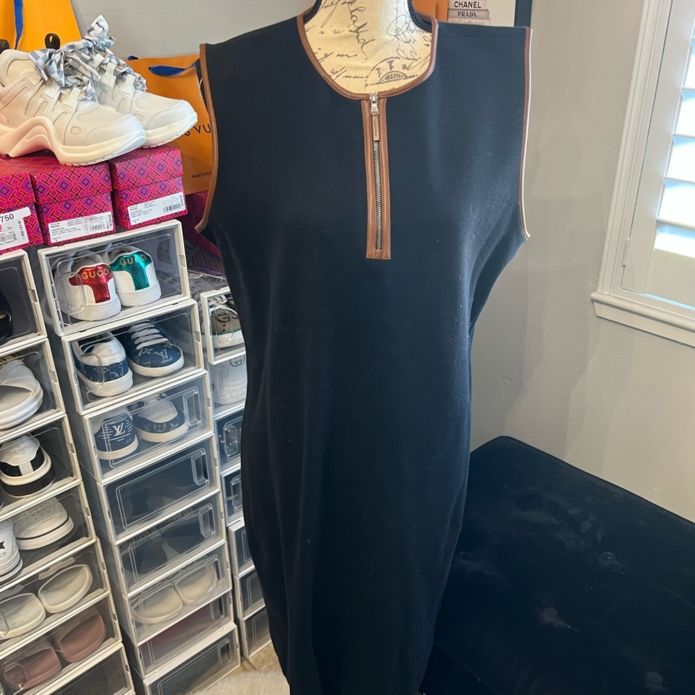 MID-LENGTH DRESS
Lauren Ralph Lauren